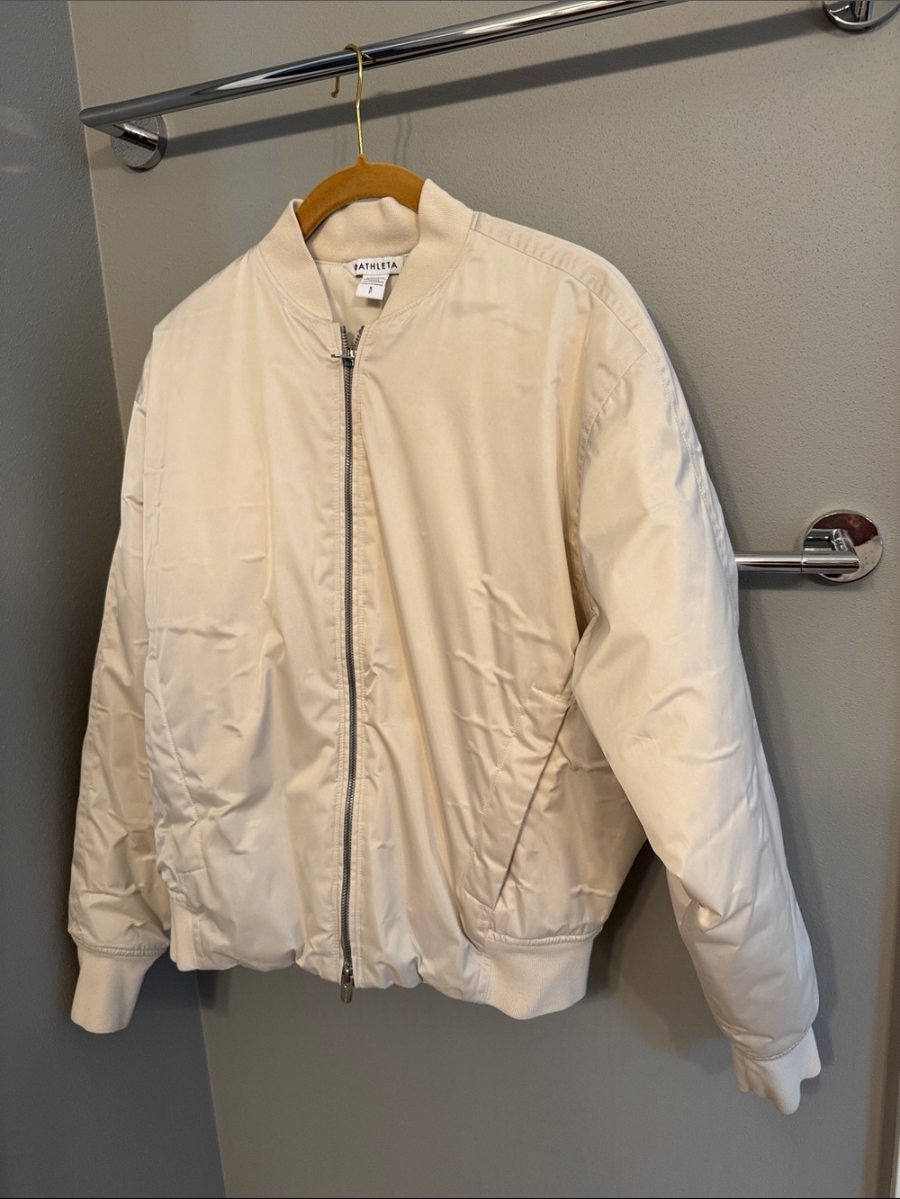 Athleta Bone Cream Satin Flex Bomber Jacket Size S Insulated - Picture 3 of 12